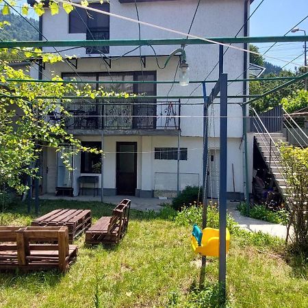 Villa Eleana Borjomi Exterior foto